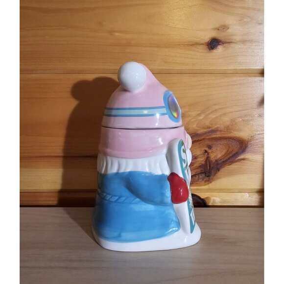 New Martha Stewart Gnome Snow Day Snowboarding 2 Wick Candle Jar Winter - Picture 6 of 12